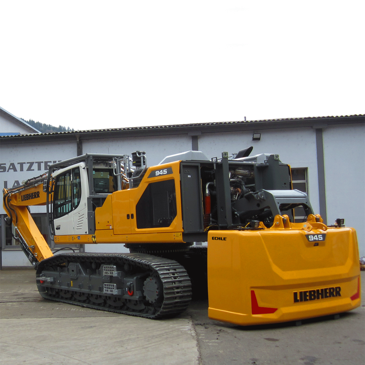 ECHLE Liebherr R945 Absetzbares Kontergewicht