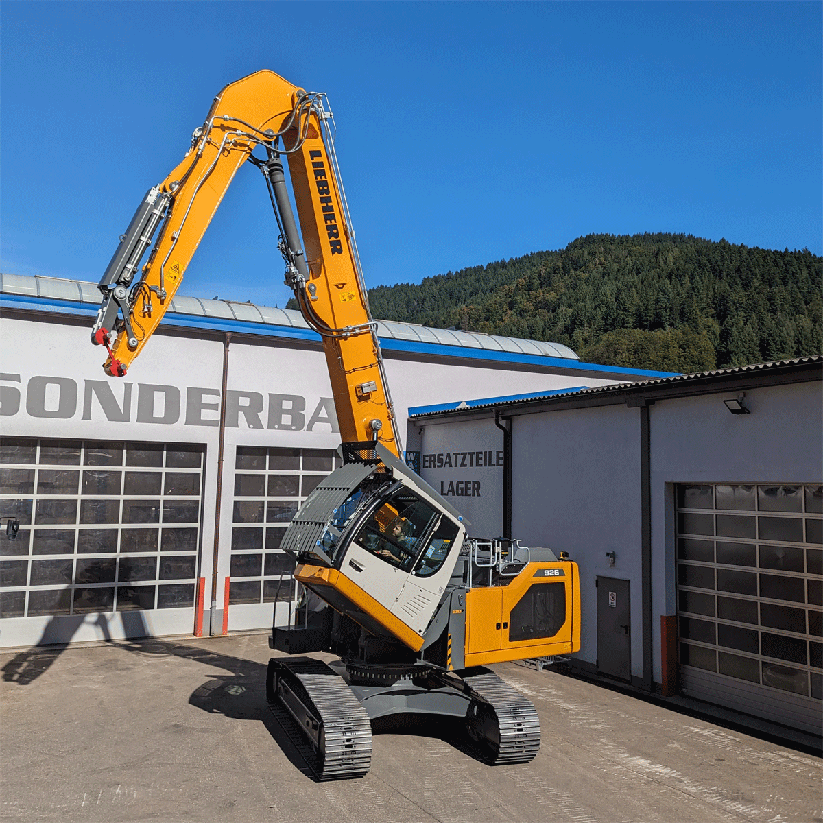 ECHLE: Umbau eines Liebherr R926